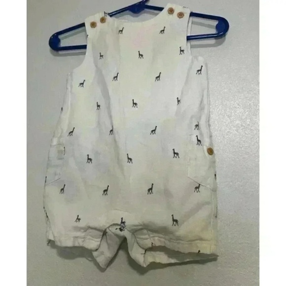 Janie and Jack Kids Romper White Giraffe Print Sleeveless Button Closure sz 6-9M - Picture 6 of 12